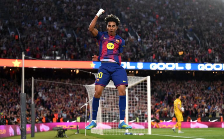 Barcelona dominant 4-1 win over Espanyol in La Liga Barcelona dominant 4-1 win over Espanyol in La Liga