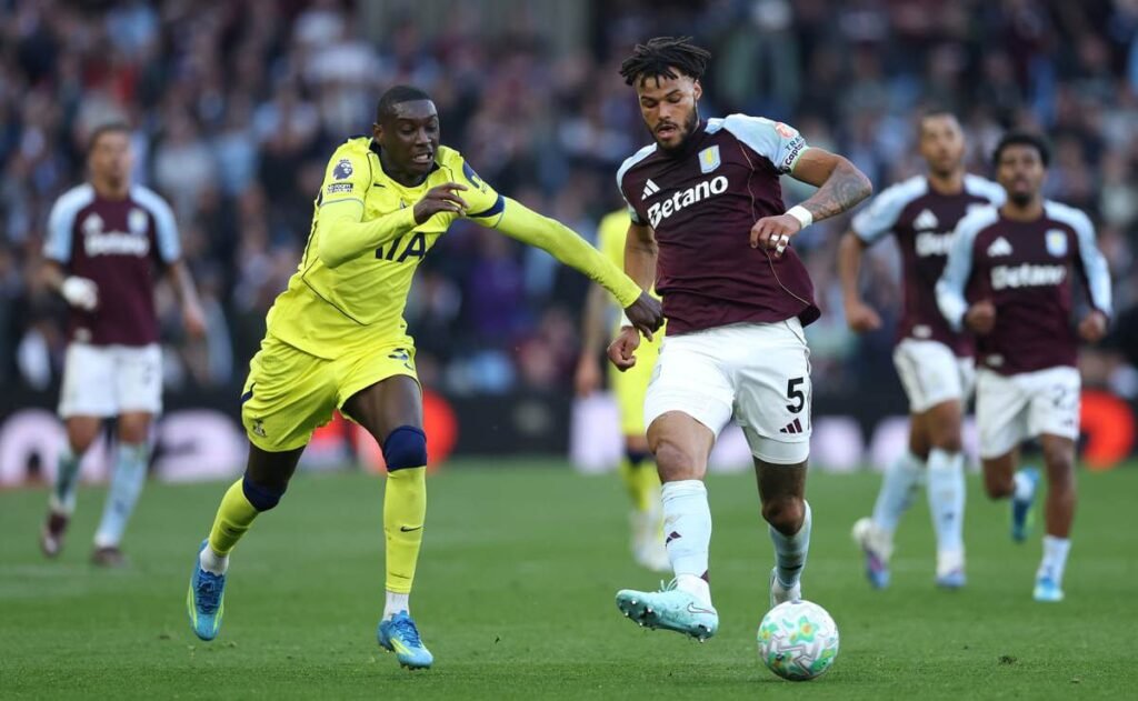 Aston Villa vs Tottenham match result 1-2 in the Premier League